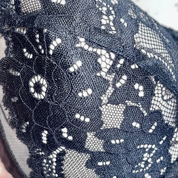 Torrid Curve Black Floral Lace Nude Full Coverage Balconette Bra NWOT - Picture 7 of 14